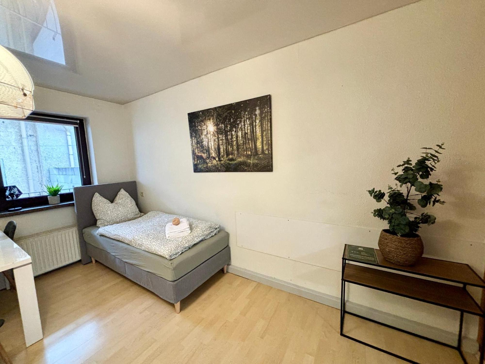 Harmony - Ganzes Appartement 3 Schlafzimmer City Meiningen Exterior photo